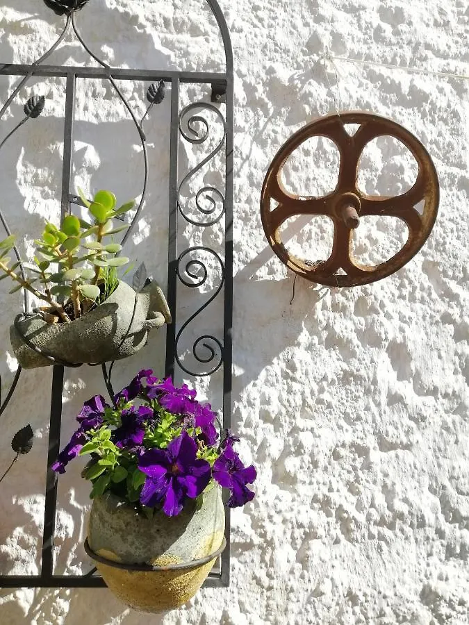 Casa Proyecto Pepe Bravo - Arte De Manos Y Corazon Bed & Breakfast Alozaina Spain
