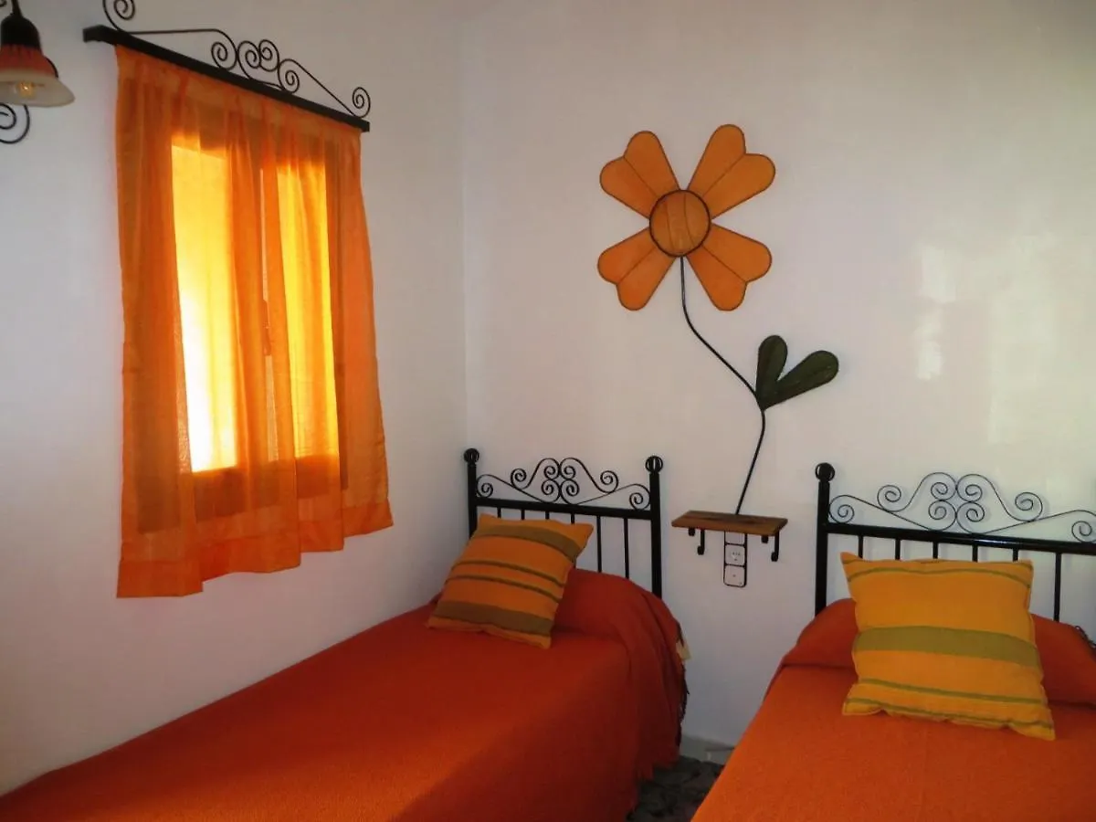 Casa Proyecto Pepe Bravo Bed & Breakfast Alozaina İspanya